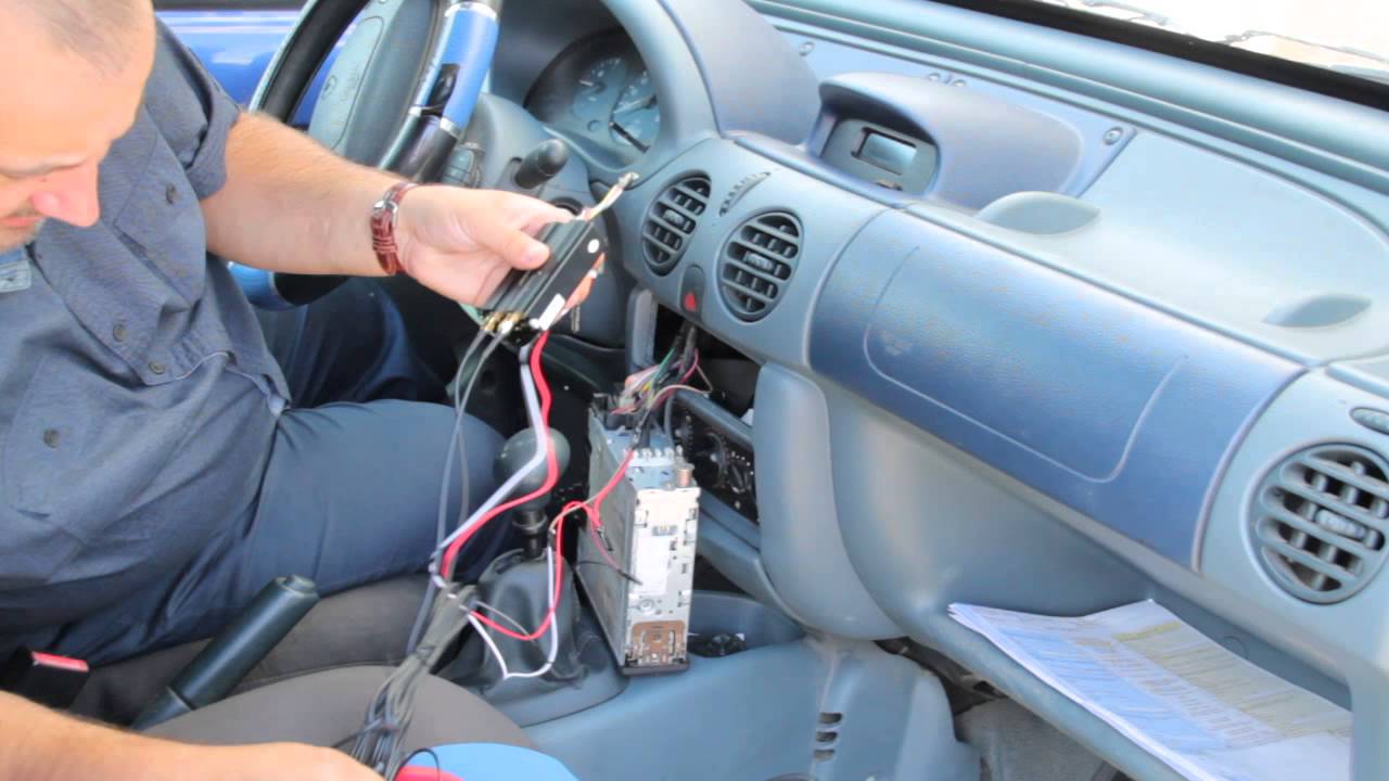 Cum se instaleaza un tracker gps pe o masina