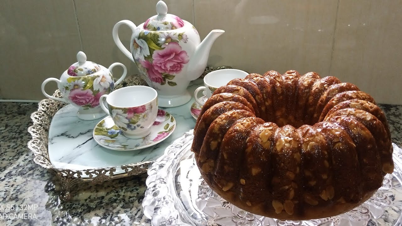 قمة الانتعاش كيك بمذاق الليمون اروع من الرائع طالعة، هشيشة ومنفوخة