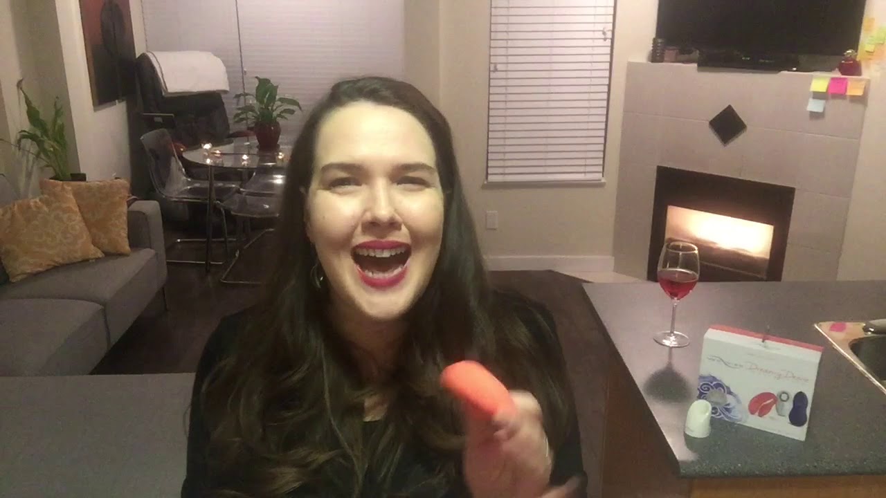 We-Vibe We Connect Couples Vibrator--Review by Jenn Wodtke