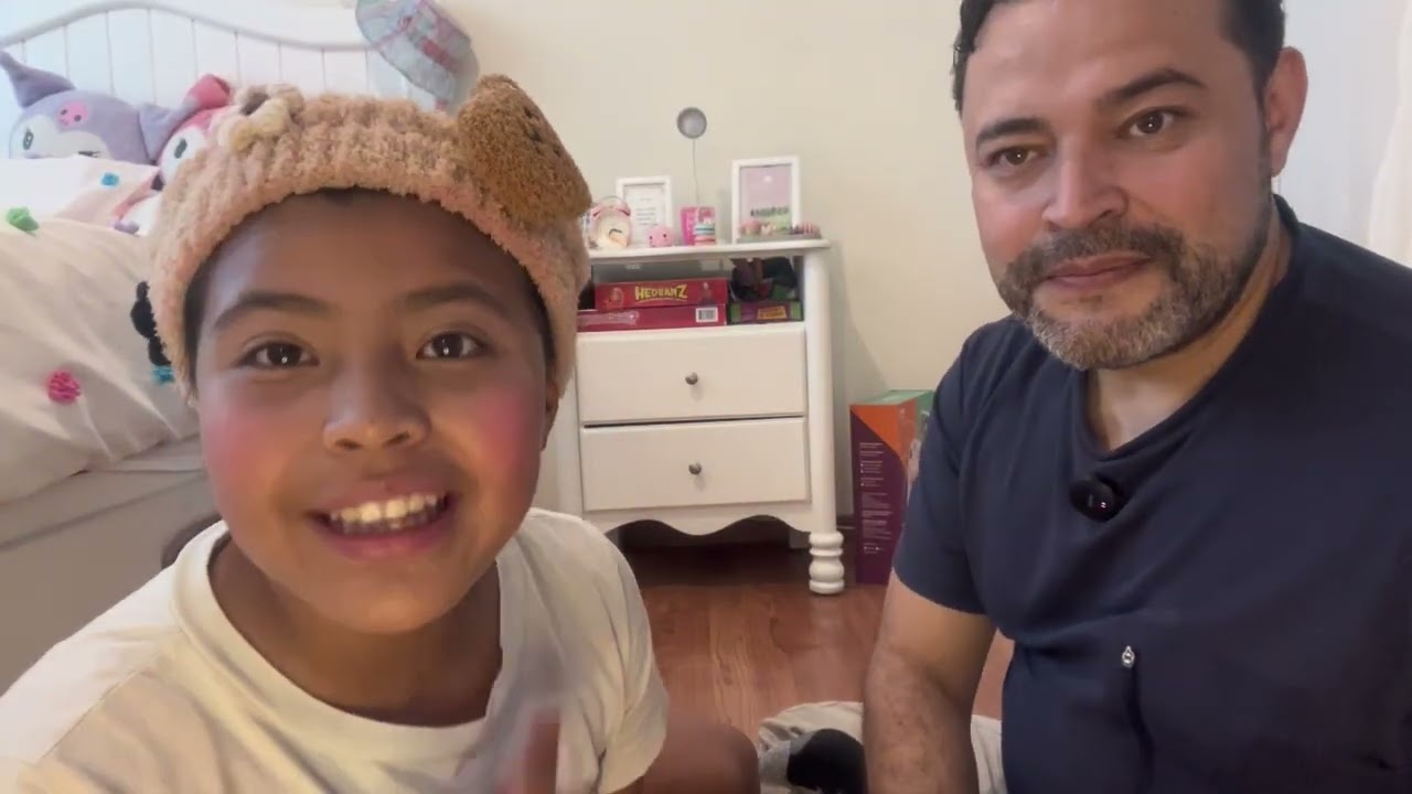 Mi papá me maquilla!!!