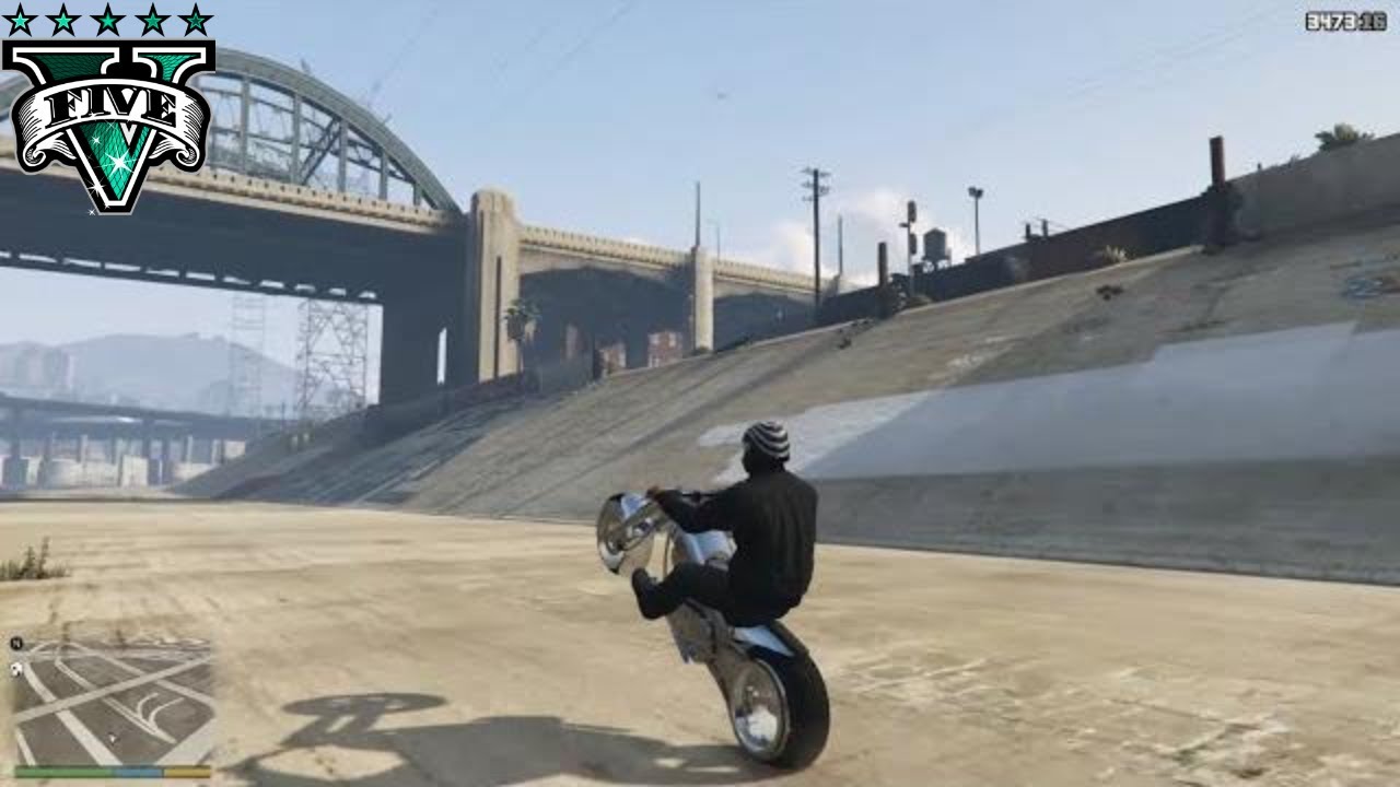 GTA 5 - BEST MOTORCYCLE + POLICE CHASE (INNOVATION)
