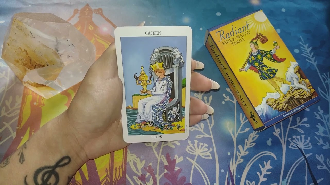 Rainha de Copas em forma de conselho.