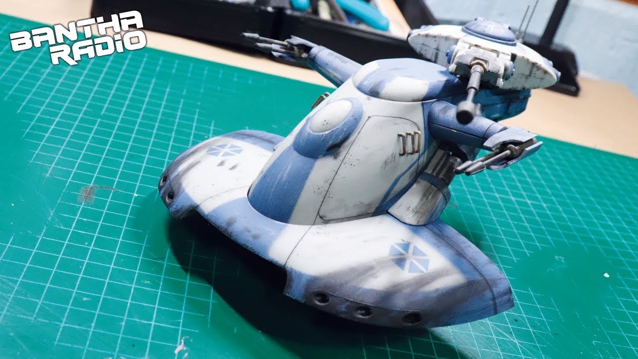 AAT (Armored Assault Tank) Clone Wars - Revell - Kit para Armar