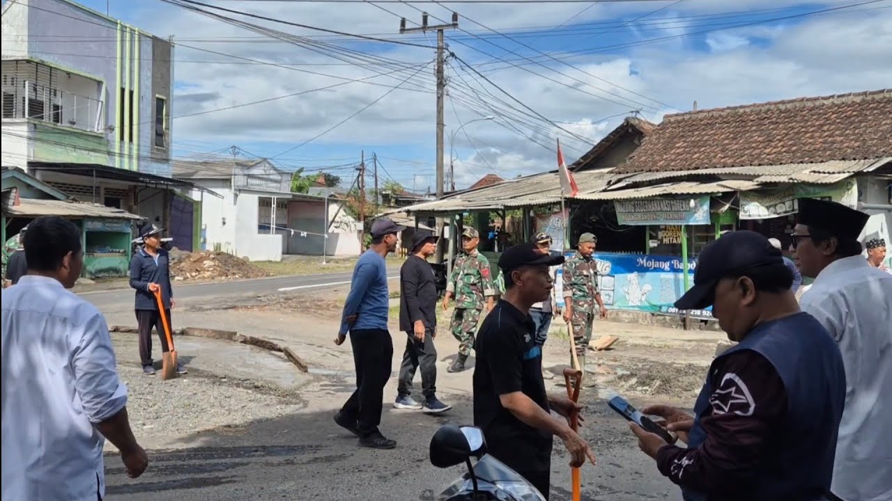 Cor Tambal Jalan Swadaya Masyarakat