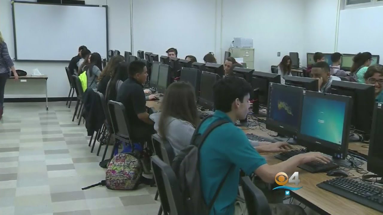 Superintendent Carvalho Visits Miami-Dade Schools Ahead Of First Day