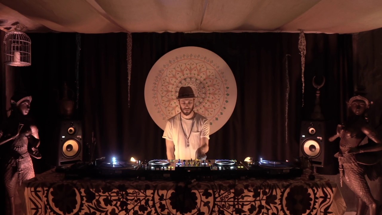 ≼ ► MT Axel - Mixtape  ≽ #𝚎𝚝𝚑𝚗𝚒𝚌𝚞𝚗𝚒𝚟𝚎𝚛𝚜𝚎 @rististanbul 🔴LIVE  (𝟤𝟪 𝖠𝗉𝗋𝗂𝗅 𝟤𝟢𝟤𝟢)