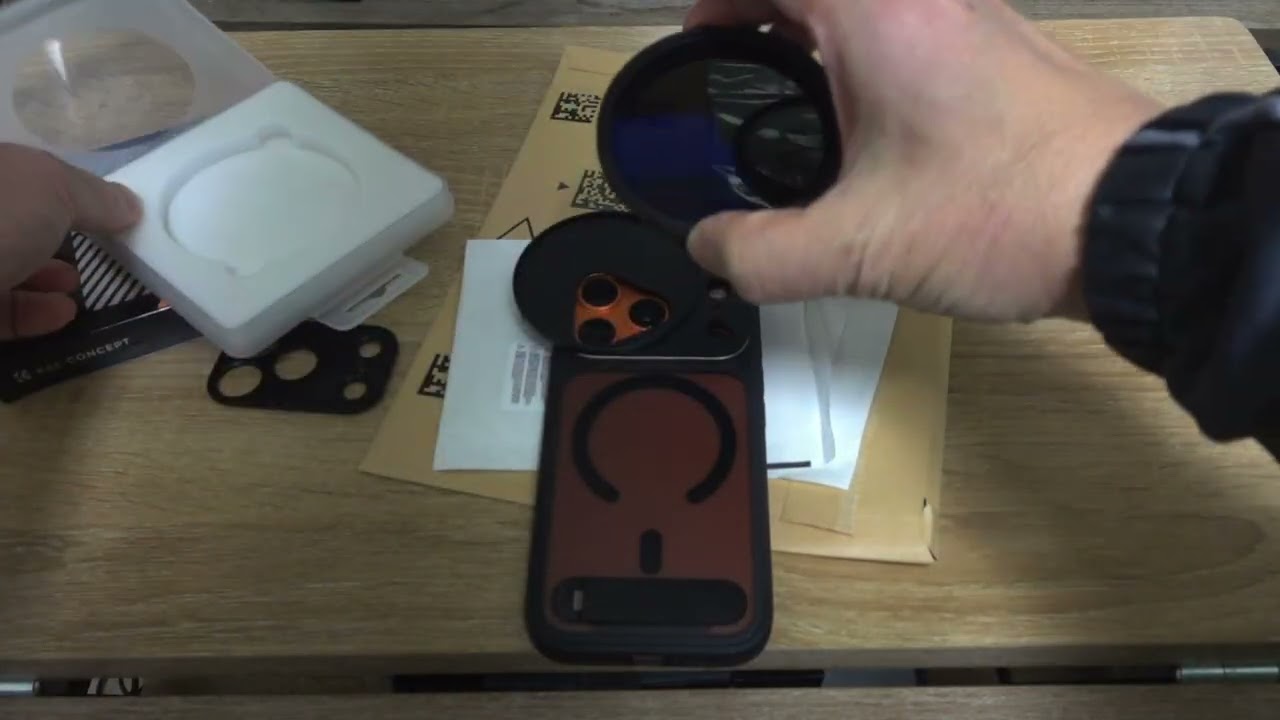 iPhone 17 Pro開封からケースなどアクセサリーのセッティング動画。