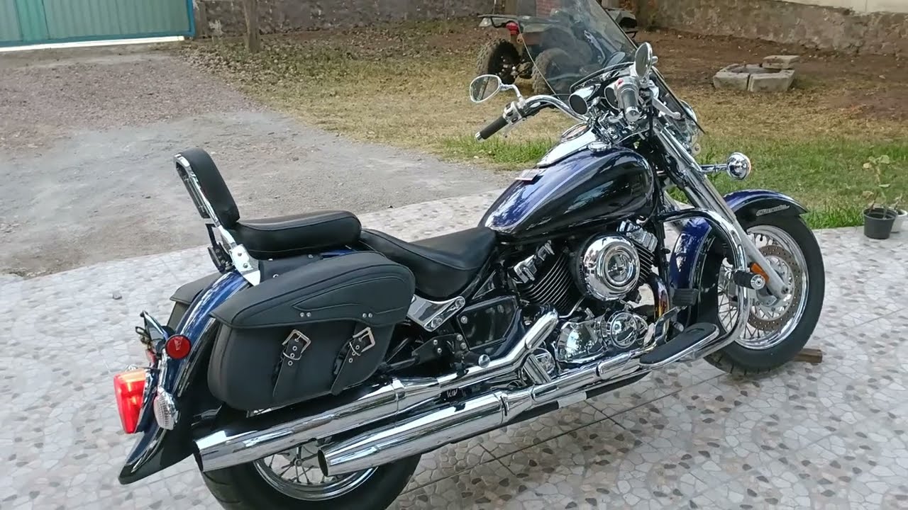 Yamaha V Star 650 Classic Silverado - 2007 negra azul
