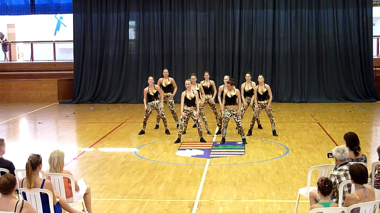 Iringó TáncStúdió Százhalombatta Piros csoport Cuba