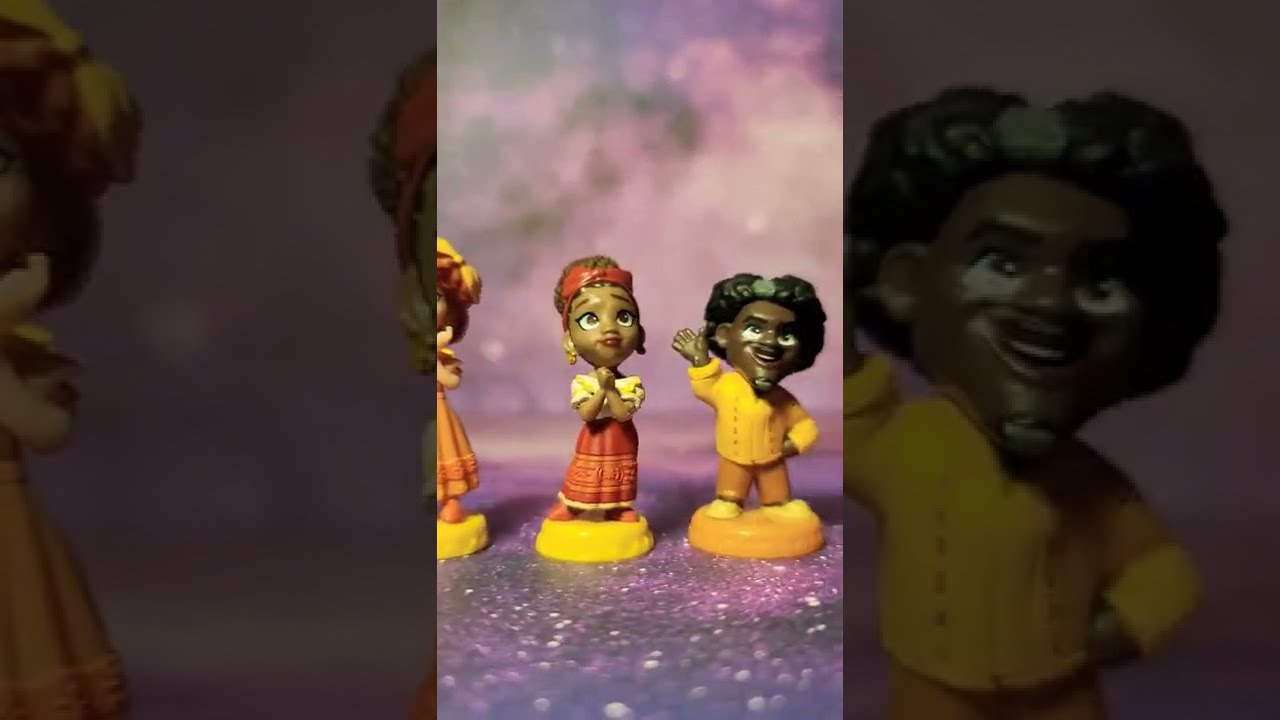 Disney Encanto ENTIRE Family Madrigal Mini Figures!