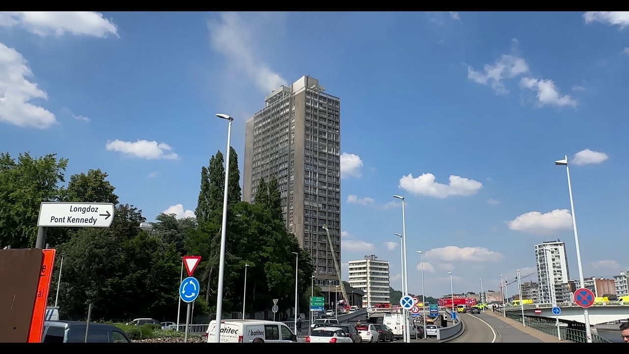 Incendie à la Tour Kennedy à Liège (Belgique).