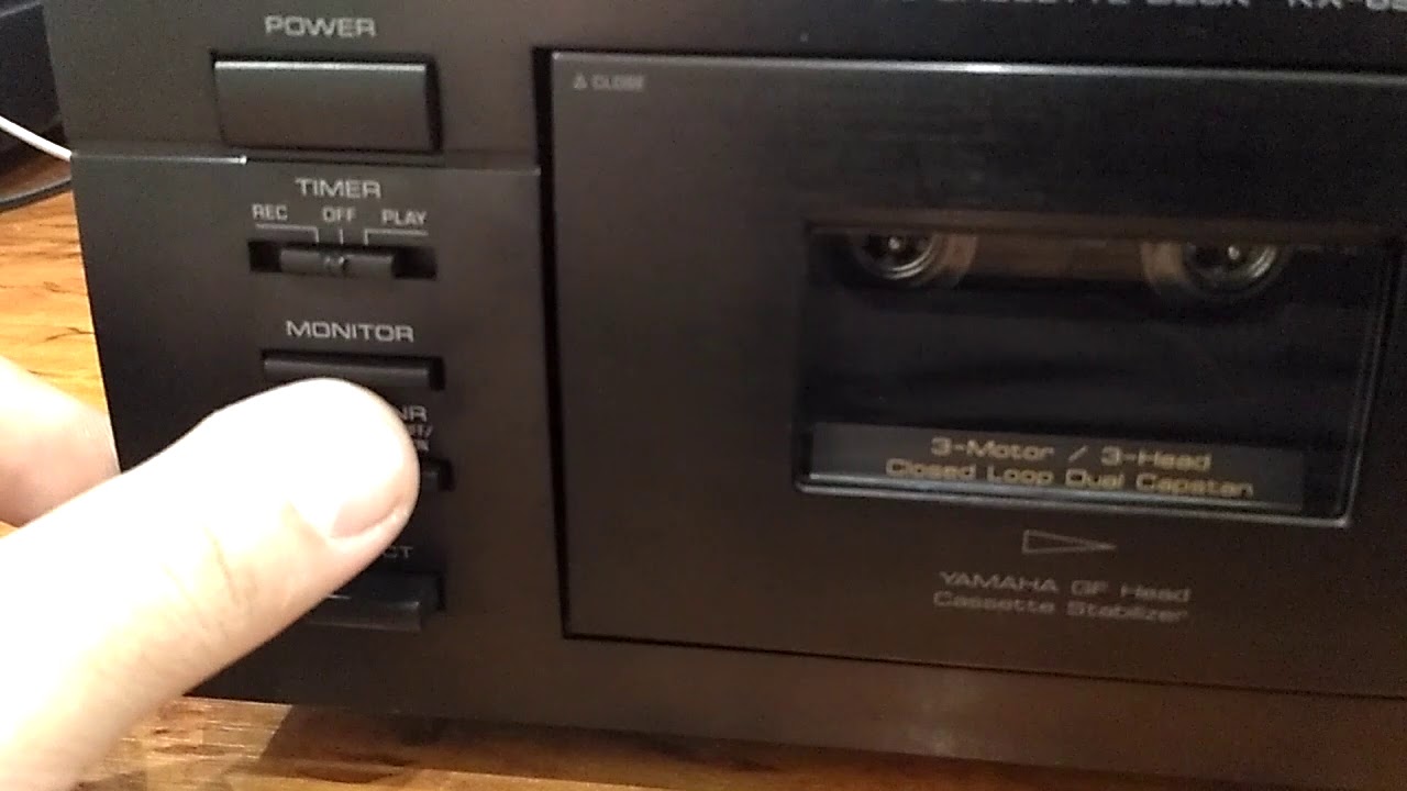 Yamaha KX-690