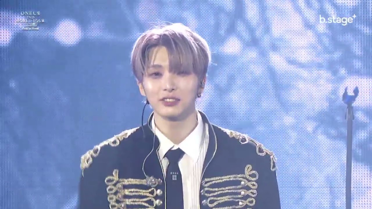 ONEUS - W