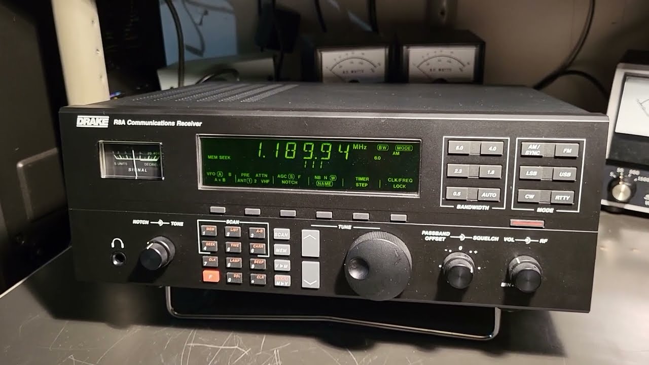 Drake R8A Communications receiver