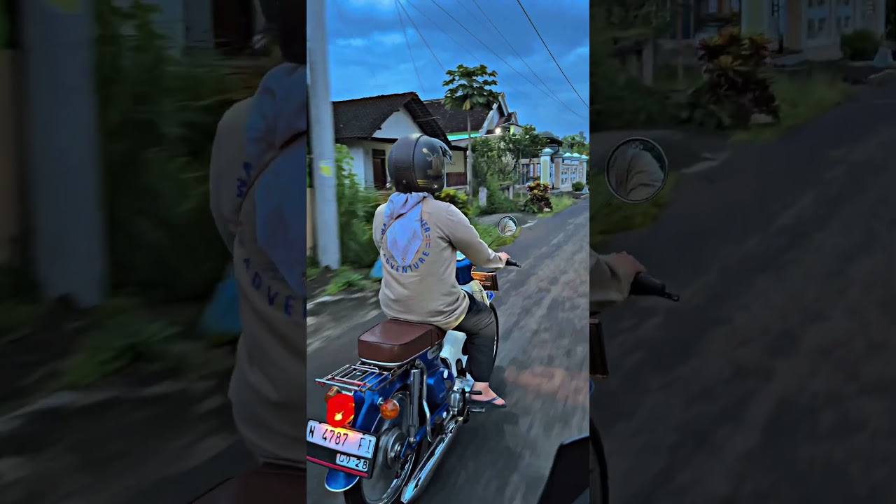 Honda c70 biru