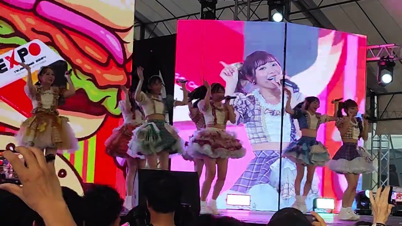 240204 Fruits Zipper - Watashi no Ichiban Kawaii Tokoro @ Kaze Stage - Japan Expo Thailand 2024