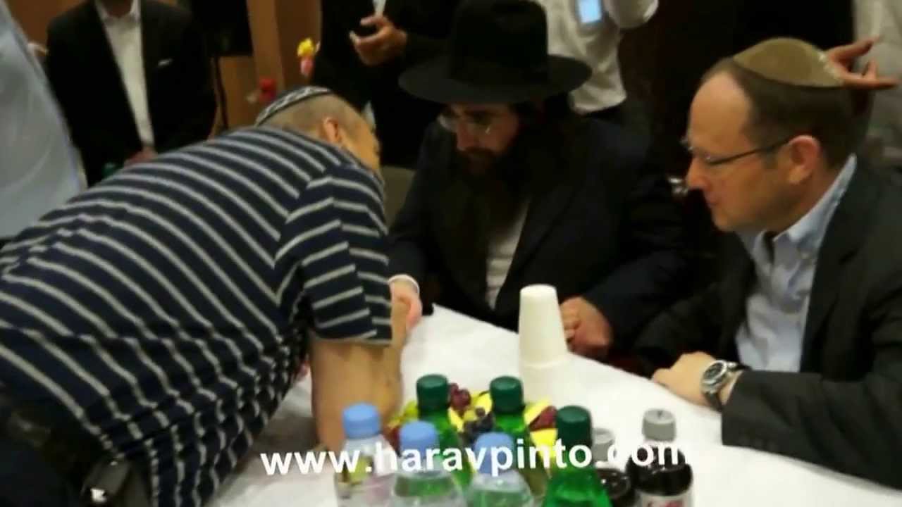 הרב יאשיהו פינטו שליט