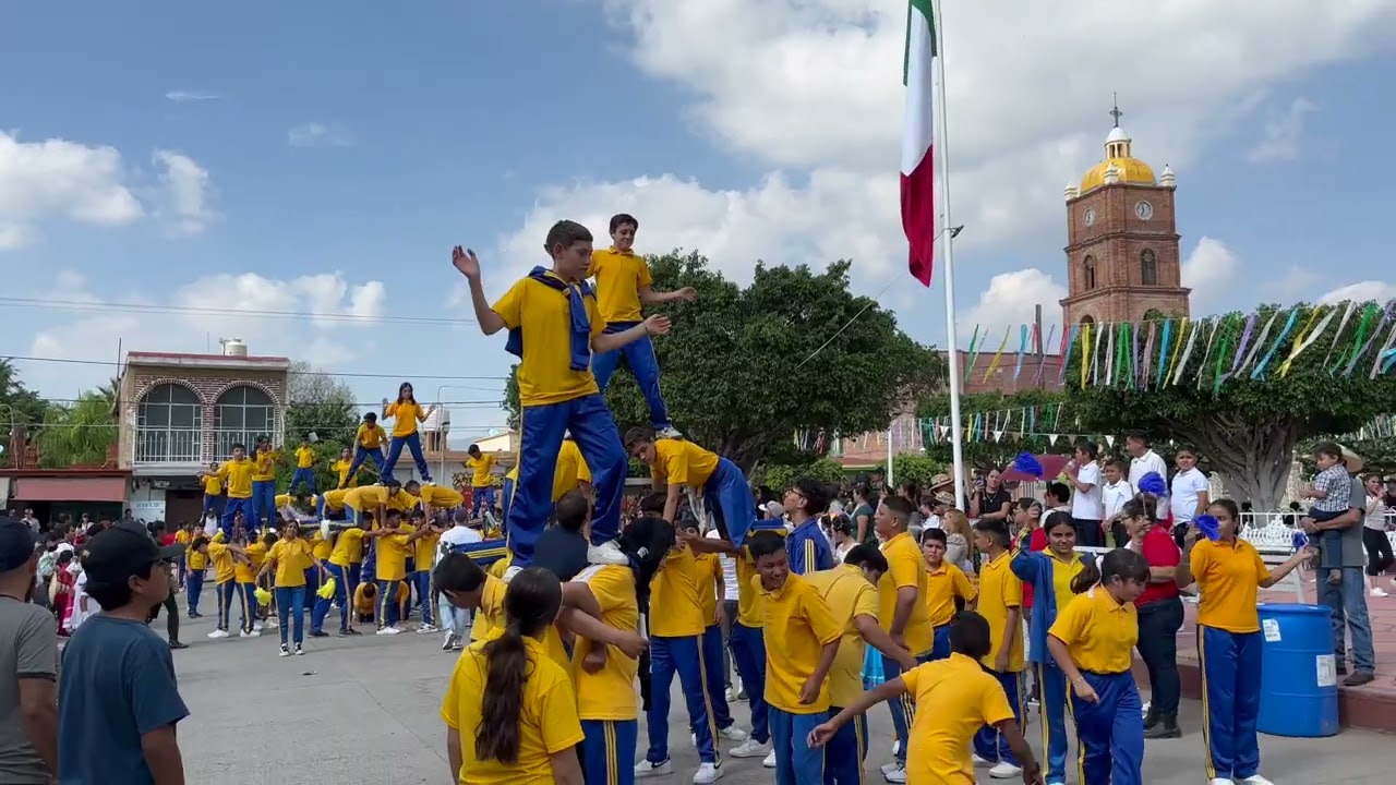 20 DE NOVIEMBRE EN SAN JOSE CASAS CAIDAS JALISCO