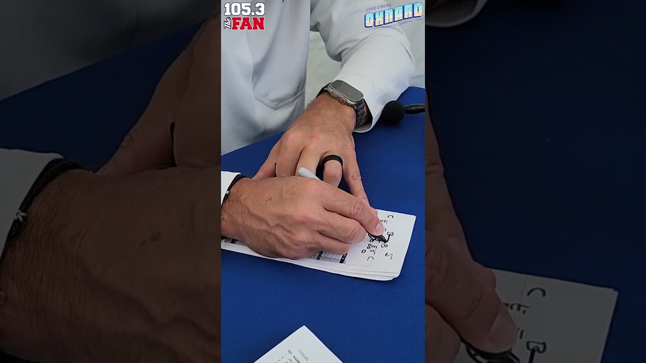 Schotty draws up his favorite play he's ever called #dallascowboys #brianschottenheimer #nflshorts