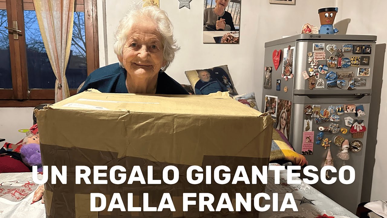 Nonna Luigina - Abbiamo aperto un REGALO GIGANTESCO arrivato dalla Francia - Gennaio 2025