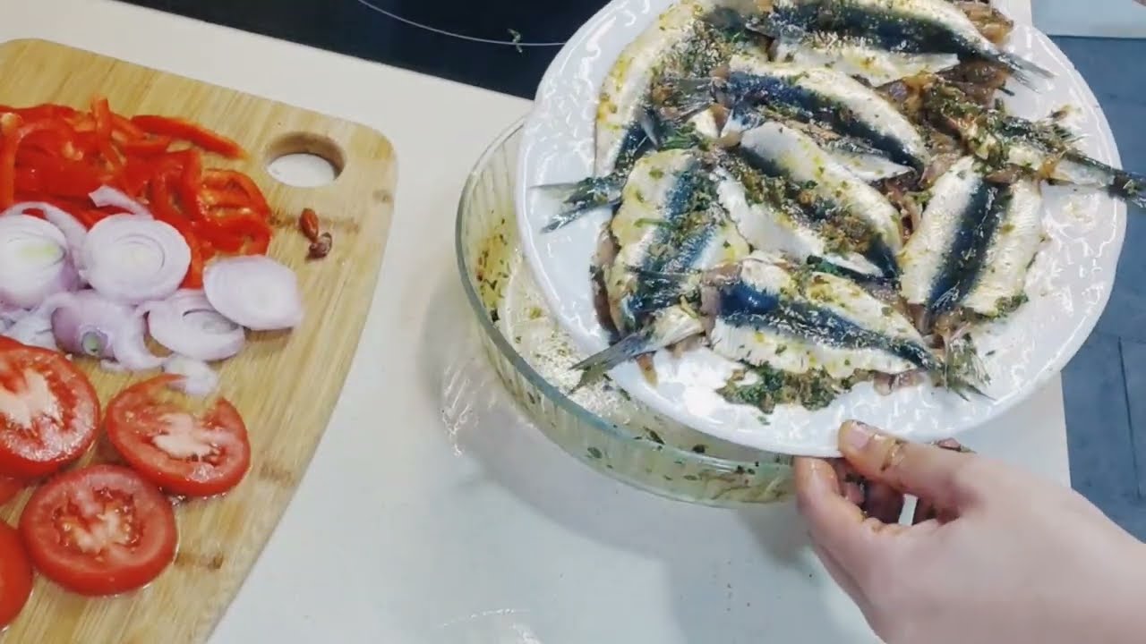 سمك السردين بالخضر في الفرن كايشهي😋 sardinas con verduras al horno 👌