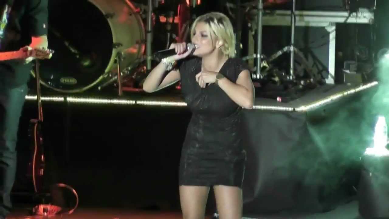Emma Marrone@Roma_Cercavo Amore