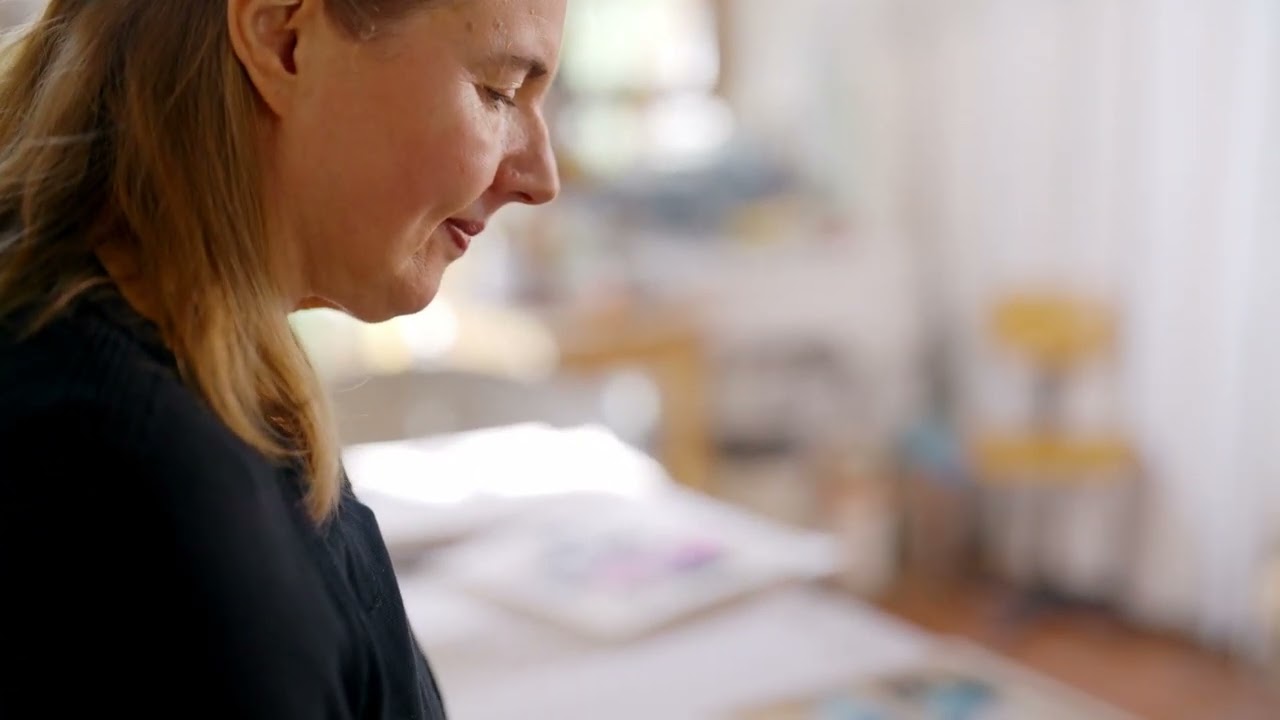 The Art of ABSTRACT COLLAGE with Cordula Kagemann: Meet your Tutor