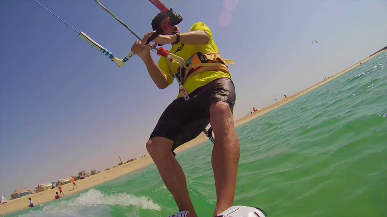 Private Kitesurfing Lessons | Kitesurfing School Dubai