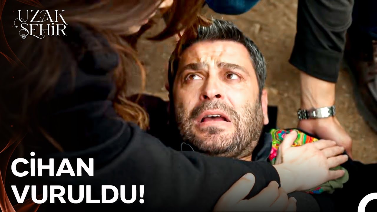 Cihan Kendini Kurşunun &Ouml;n&uuml;ne Attı! - Uzak Şehir 42. B&ouml;l&uuml;m (İLK SAHNE)