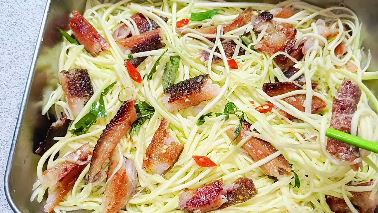 Gỏi Xoài Trộn Khô Cá Lóc Thấm Vị Chua Ngọt Thơm Ngon Dễ Làm