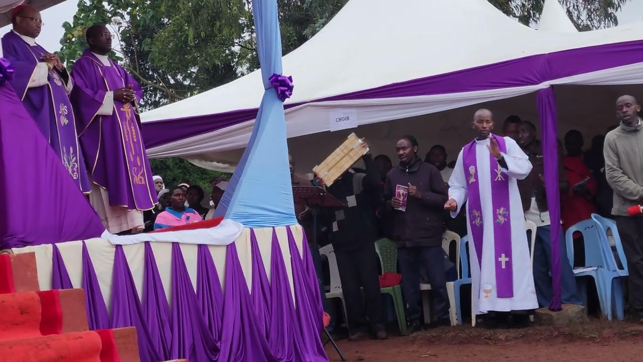 REQUIEM MASS OF REV. FR. KAMAMIA ARCHDIOCESE OF NYERI DEAD IN A TRAGIC ROAD ACCIDENT(5)