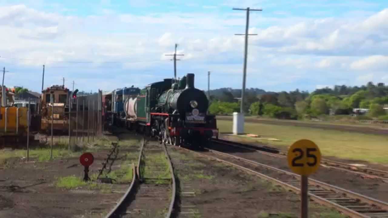 BB18 ¼ 1079 - Carnival of Flowers Steam Train to Toowoomba - 19/09/2015