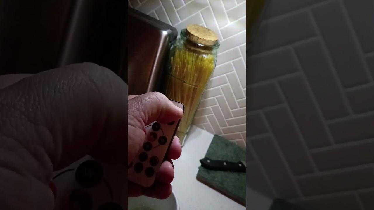 С тех пор как моя мама умерла в 2020 году, я не получала никаких знаков... ☝️ До сих пор? 😔🤔