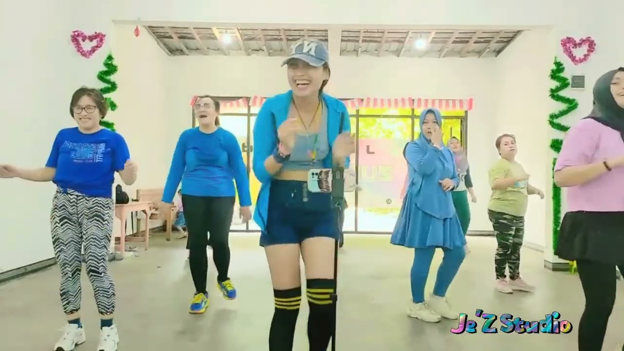 KU BAHAGIA ZUMBA DANCE | JE CHOREO | JECLASS  JEZ STUDIO KUDUS
