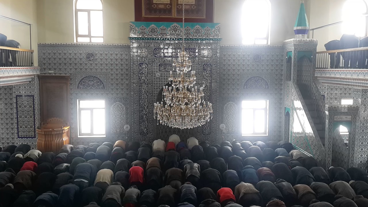 Ebubekir Kaçan - Cuma Namazı