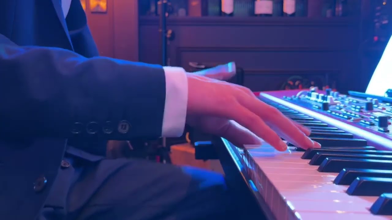 INSANE keys solo over 'SUNNY'