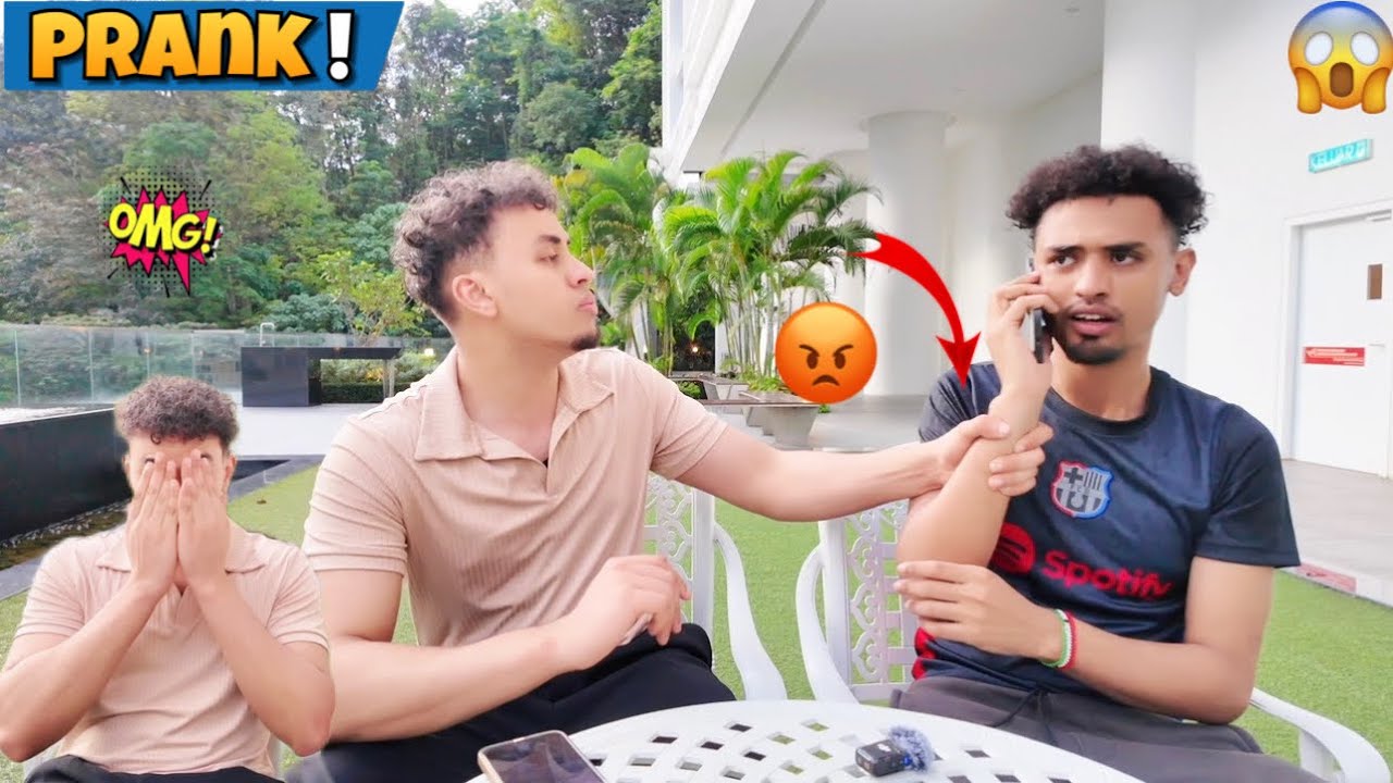 PRANK KII UGU XUMAA ABUUKAR  AYAAN GABAR HORTIISA KU CAAYAY MAXAA IGA RAACAY