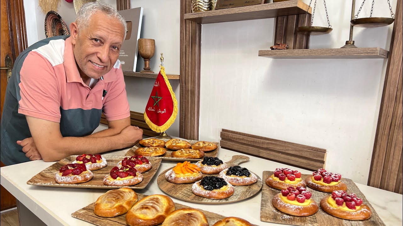 لي بغا يخدم عل راسو غير بنصف كيلو دقيق فقط غادي توجدو طرطوليت بريوشي متنوعين خفاف بالفواكه مم ياسلام
