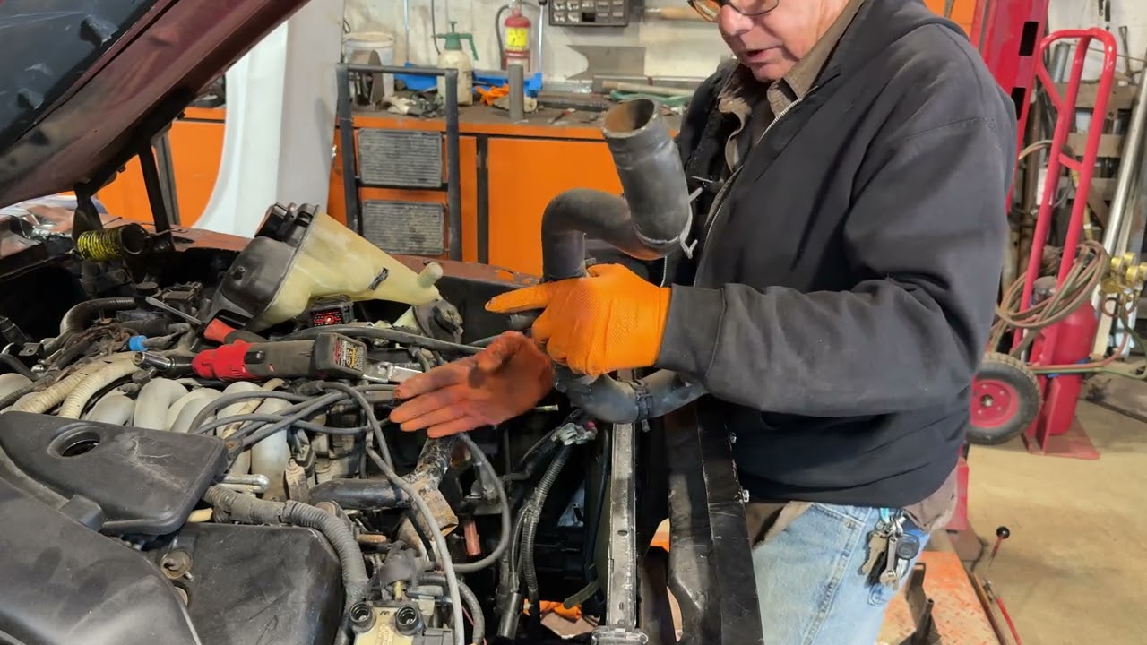 69 Mustang /4.6 4v fitting resevoirs