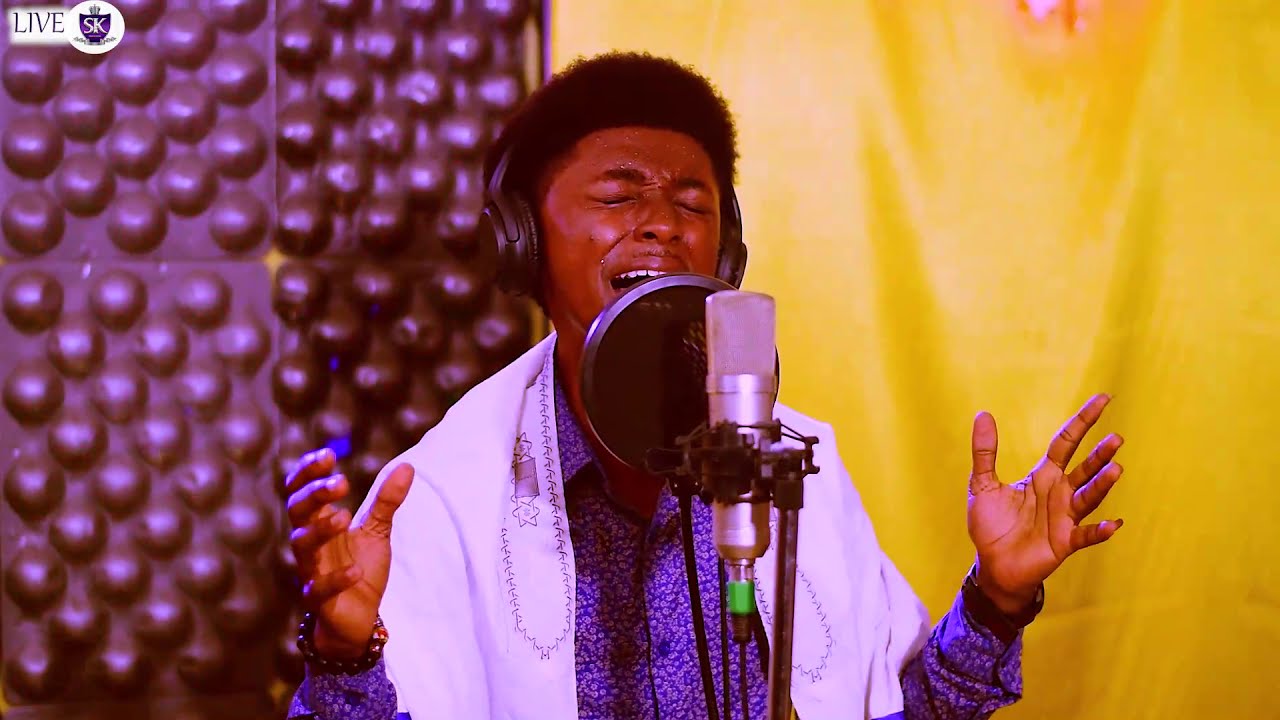 DON'T SKIP THIS REALM OF WORSHIP AND INSPIRED WITH PROPHET SETH OWUSU -  Live in  Sammy kay studio