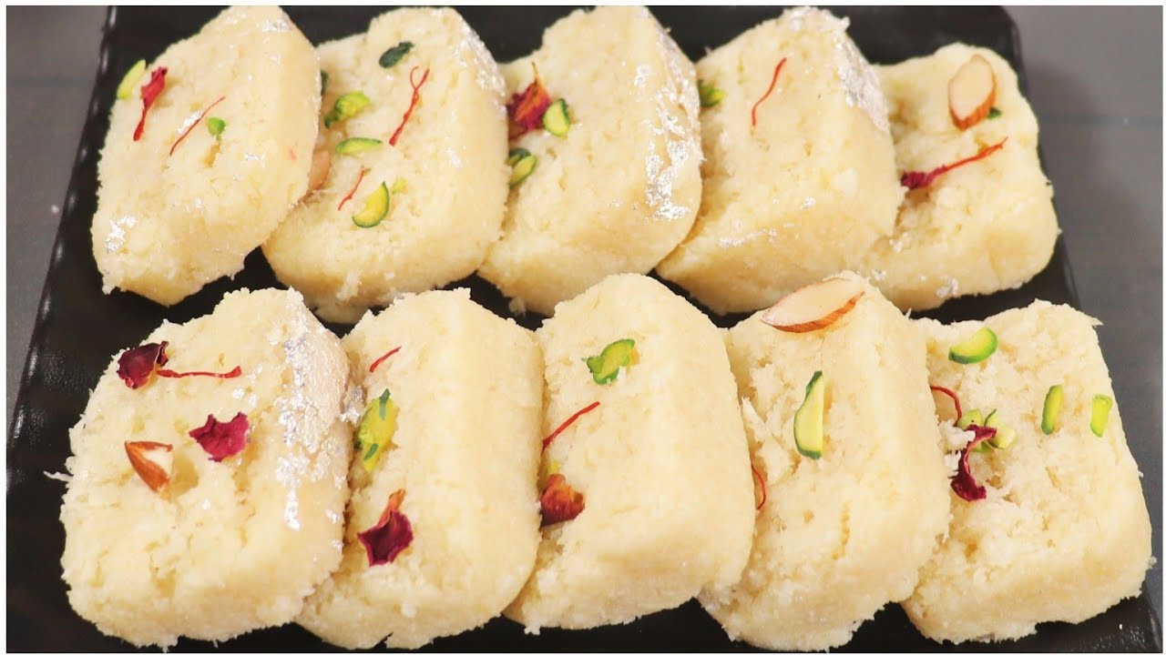 न मावा न खोया न पनीर सिर्फ 1 गिलास दूध से बिना घी बनाये रोल मिठाई Diwali Special Roll Mithai Recipe