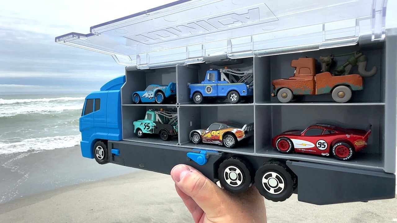 Disney Cars & Clean Up Convoy Let's play in the sea!