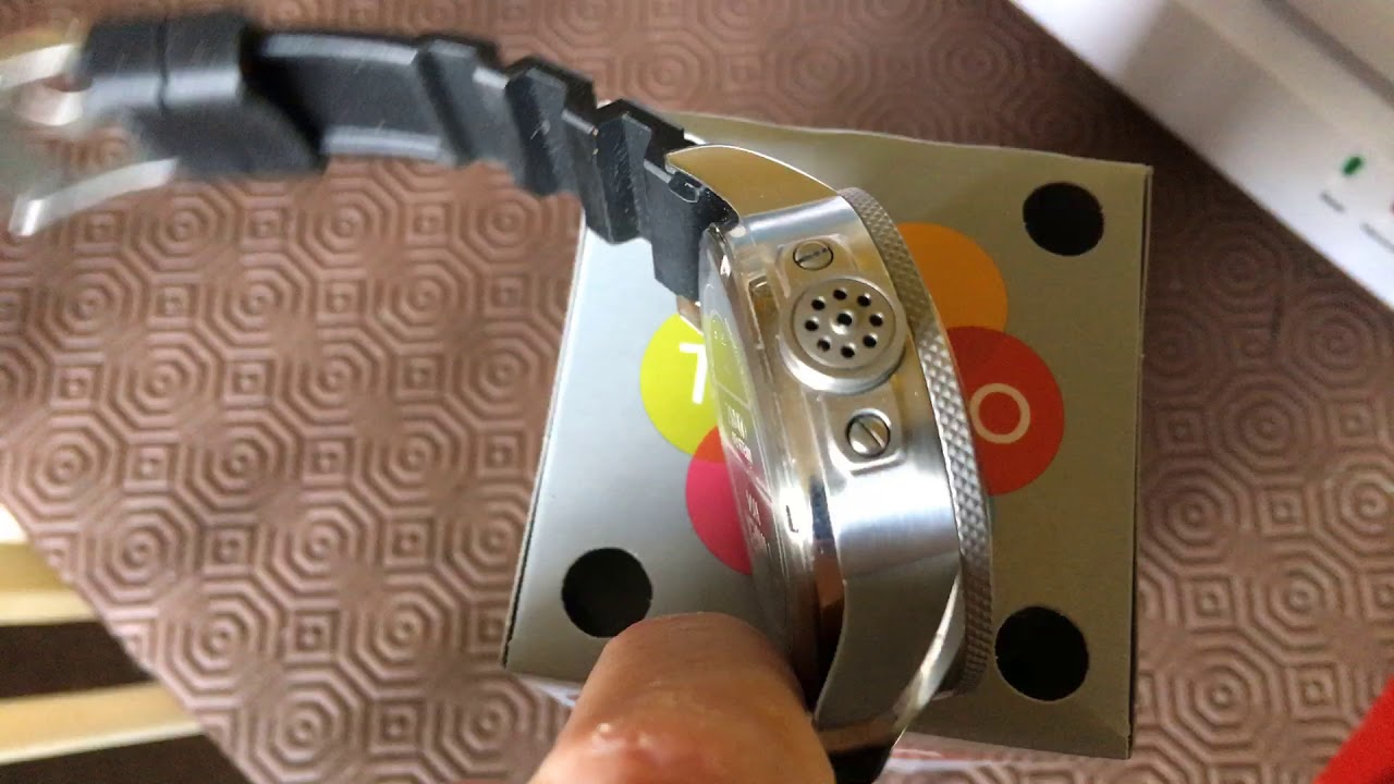 A look at a Timex T2N812 intelligent quartz