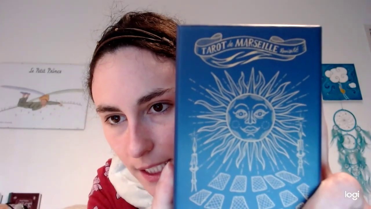 Le tarot de Marseille revisit&eacute; par Fr&eacute;d&eacute;ric Agid ( review)