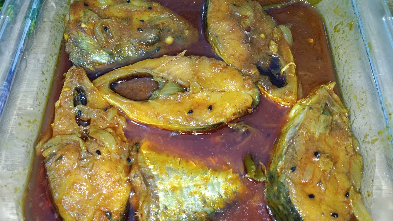 দিদা-ঠাম্মাদের মতো ইলিশ মাছের পাতলা ঝোল | Ilishmacher jhol recipe Bangla |Rina's spicekitchen