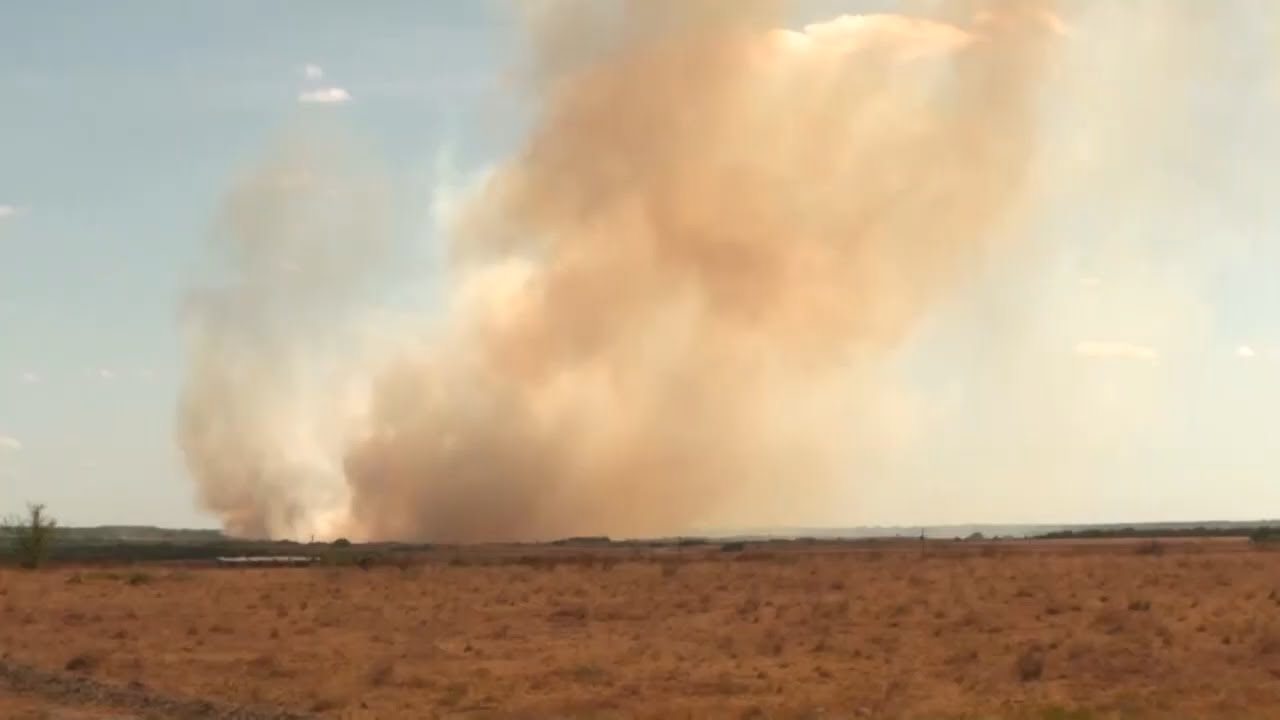 Texas fire department made up of 100% volunteers face challenging summer
