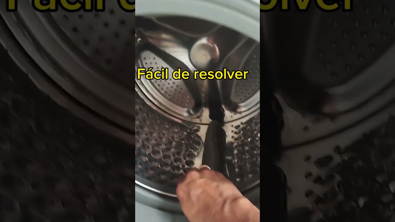 Lava e Seca Eletrolux com cesto solto, trip&eacute; trincado