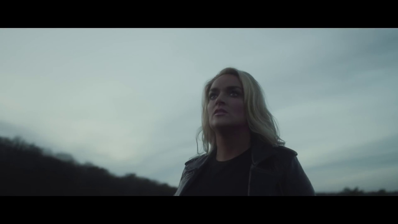 Samantha Steenwijk - Mama (Officiële Videoclip)