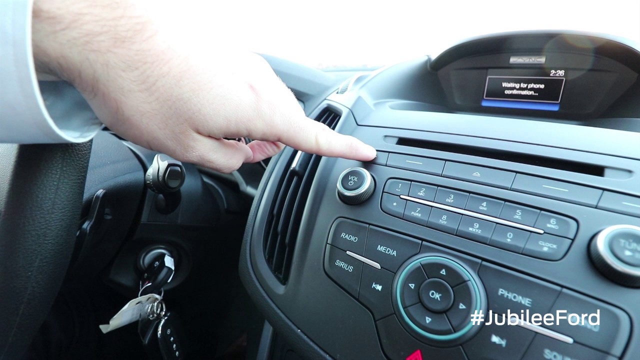 How to Sync Your Phone in the 2017 Ford Edge (4.2