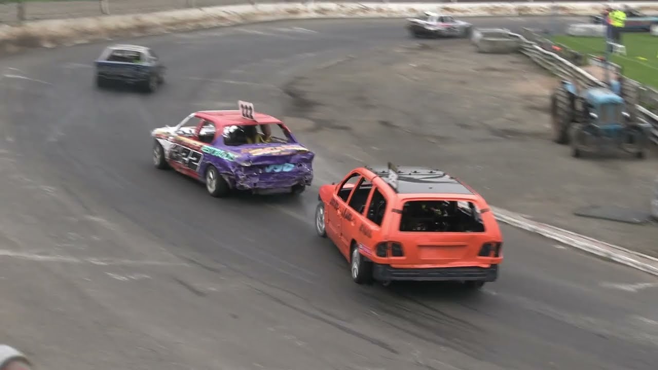 National unlimited banger World cup at Cowdenbeath racewall 26th April 2025